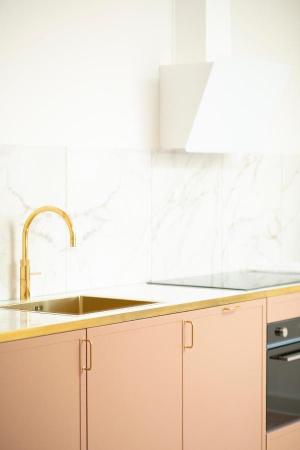 Modern 3Br Duplex Apartment In Nyhavn W Private Balcony Kopenhagen Bagian luar foto